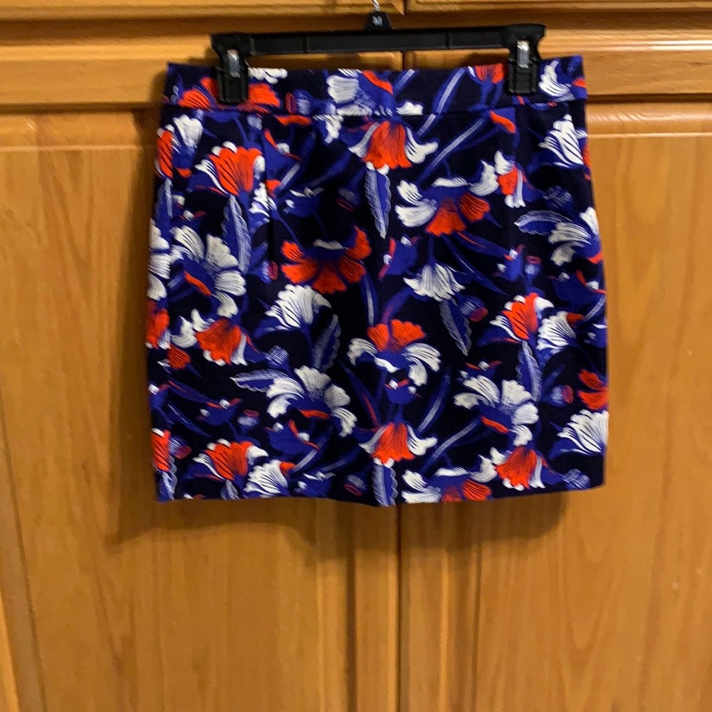 J Crew size 4 skirt.   Bright floral